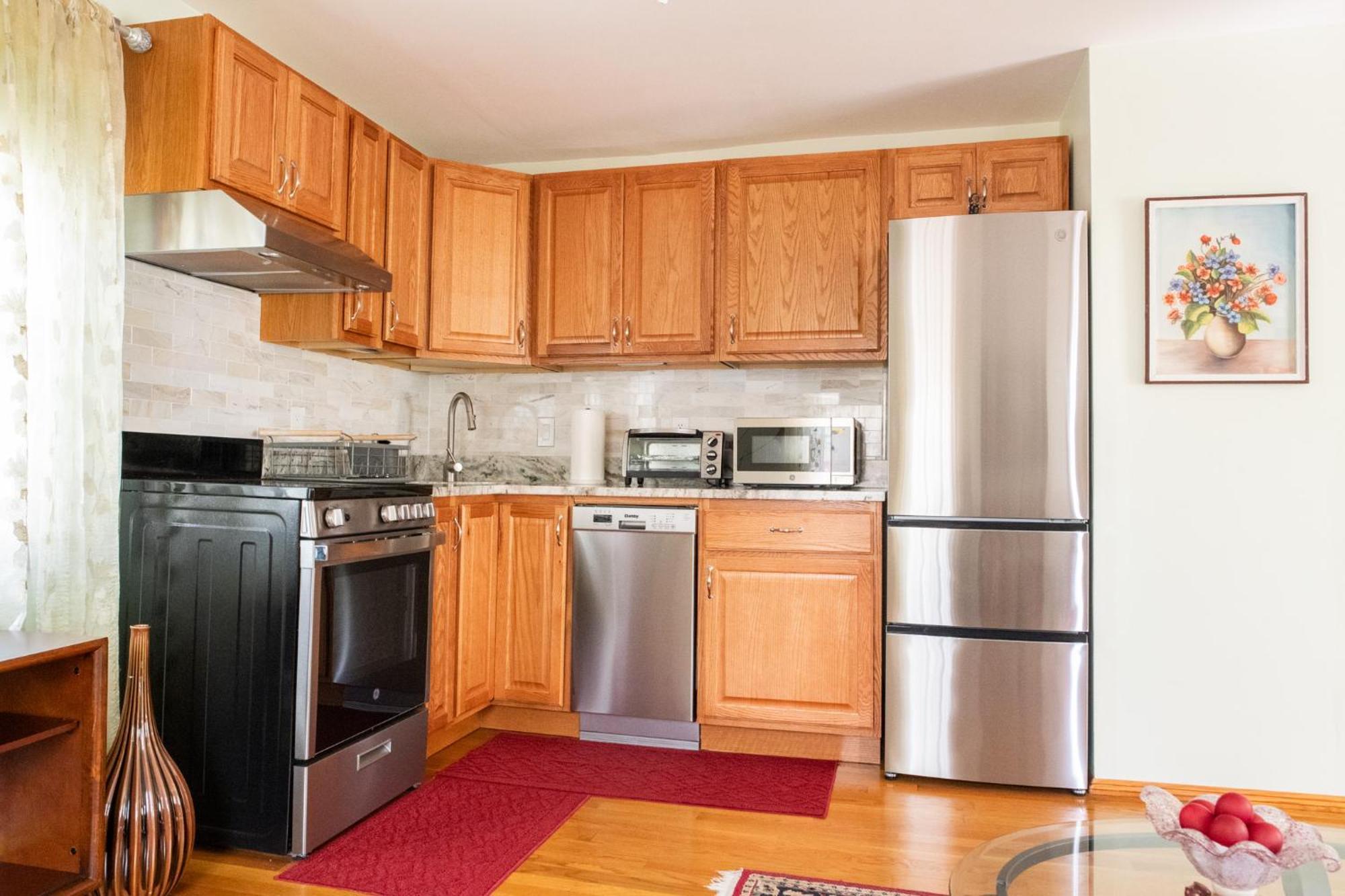 Beautiful Apartment-5 Beds-Full Kitchen-Parking-Super Clean! Boston Eksteriør billede